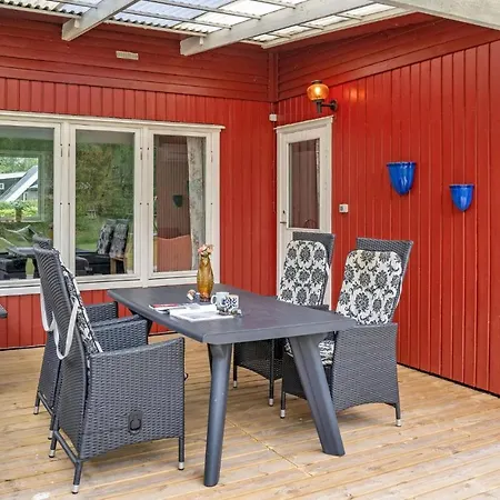 Casa vacanze 2 Bedroom Awesome In Sjaellands Odde Yderby