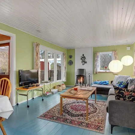 2 Bedroom Awesome In Sjaellands Odde Yderby