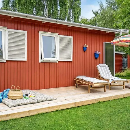 2 Bedroom Awesome In Sjaellands Odde