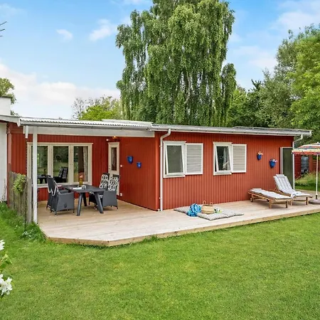 Casa vacanze 2 Bedroom Awesome In Sjaellands Odde