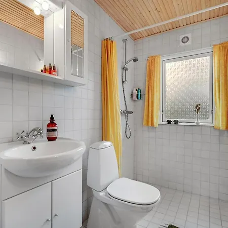 2 Bedroom Awesome In Sjaellands Odde Yderby
